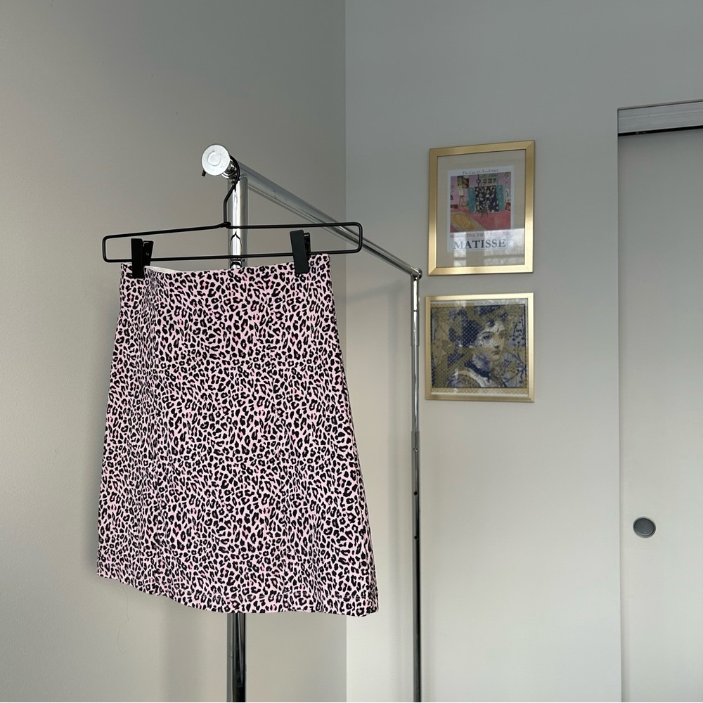 Topshop pink cheetah print skirt
